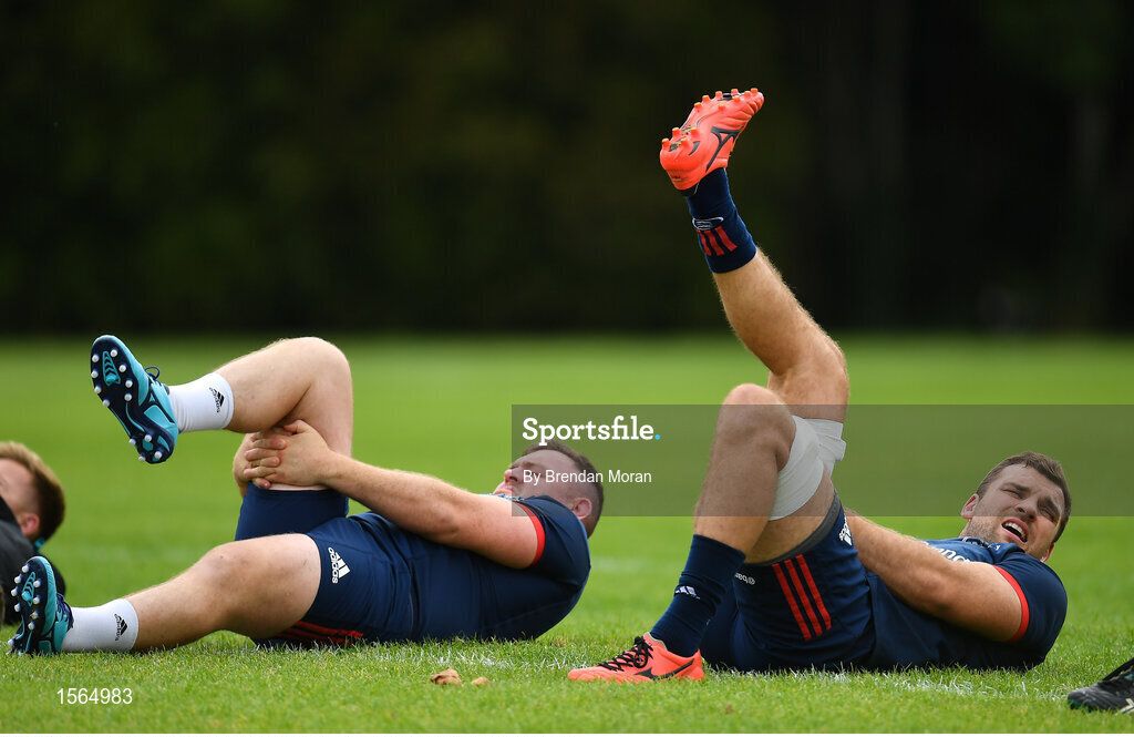 27 August 2018; Tadhg Beirne, right, and Dave Kilcoyne during Munster Rugby squad training at the University of Limerick in Limerick. Photo by Brendan Moran/Sportsfile