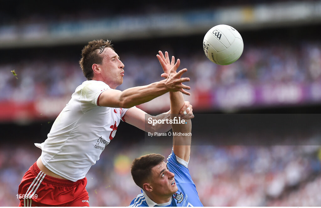 2 September 2018; Colm Cavanagh of Tyrone in action against Brian Howard of Dublin during the GAA Football All-Ireland Senior Championship Final match between Dublin and Tyrone at Croke Park in Dublin. Photo by Piaras Ó Mídheach/Sportsfile