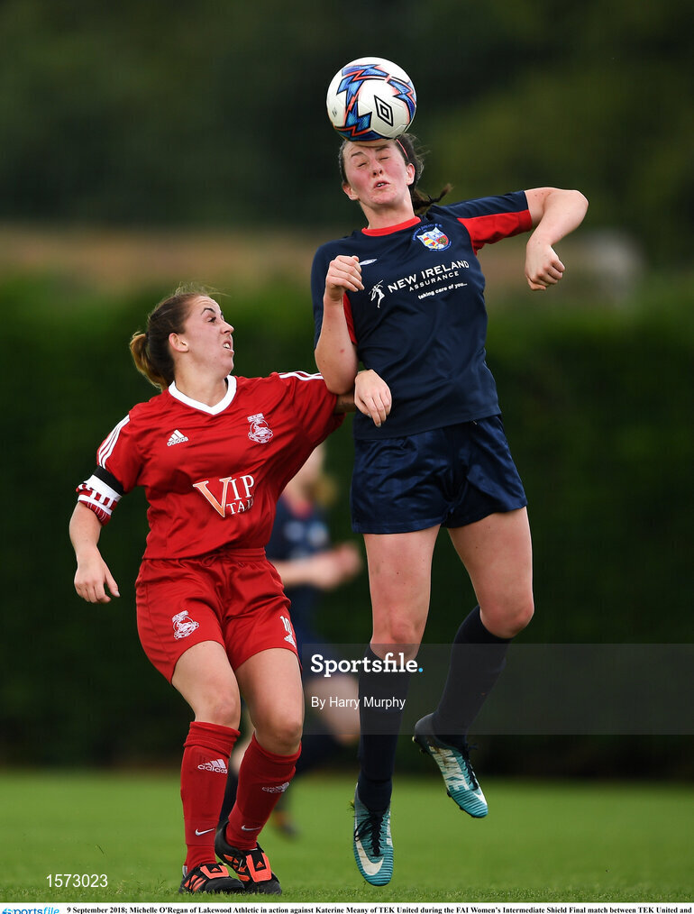 9 September 2018; Michelle O'Regan of Lakewood Athletic in action against Katerine Meany of TEK United during the FAI Women’s Intermediate Shield Final match between TEK United and Lakewood Athletic at Newhill Park in Two Mile Borris, Tipperary. Photo by Harry Murphy/Sportsfile