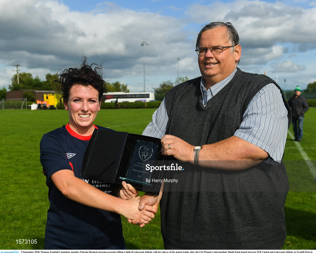 9 September 2018; Womens Football Committee member Padraig Hartnett presents presents Gillian Cahill of Lakewood Athletic with her player of the match trophy after the FAI Women’s Intermediate Shield Final match between TEK United and Lakewood Athletic at Newhill Park in Two Mile Borris, Tipperary.  Photo by Harry Murphy/Sportsfile