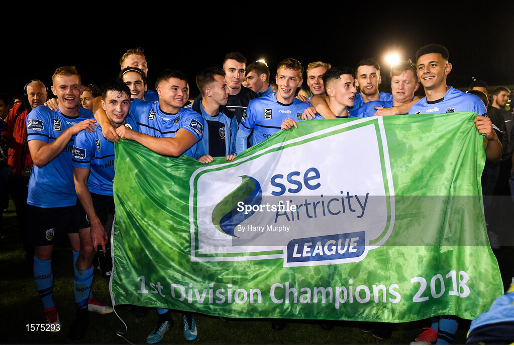 14 September 2018; UCD players celebrate promotion to the SSE Airtricity League Premier Division, and winning the SSE Airtricity League First Division following the SSE Airtricity League First Division match between UCD and Finn Harps at the UCD Bowl in Dublin. Photo by Harry Murphy/Sportsfile