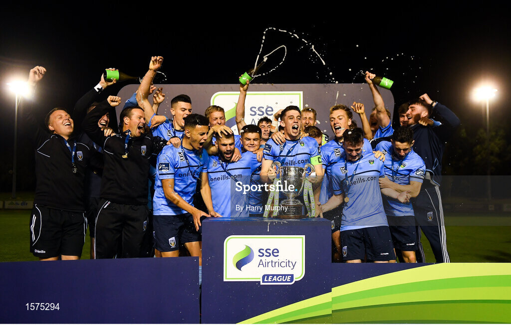 14 September 2018; UCD players celebrate promotion to the SSE Airtricity League Premier Division, and winning the SSE Airtricity League First Division following the SSE Airtricity League First Division match between UCD and Finn Harps at the UCD Bowl in Dublin. Photo by Harry Murphy/Sportsfile