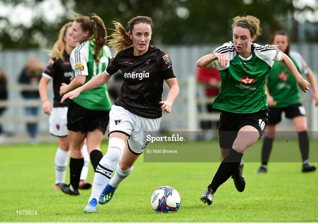 15 September 2018; Kylie Murphy of Wexford Youths in action against Karen Duggan of Peamount United during the Continental Tyres Women’s National League Cup Final between Wexford Youths at Peamount United at Ferrcarrig Park in Wexford. Photo by Matt Browne/Sportsfile