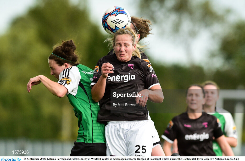 15 September 2018; Katrina Parrock and Edel Kennedy of Wexford Youths in action against Karen Duggan of Peamount United during the Continental Tyres Women’s National League Cup Final between Wexford Youths at Peamount United at Ferrcarrig Park in Wexford. Photo by Matt Browne/Sportsfile