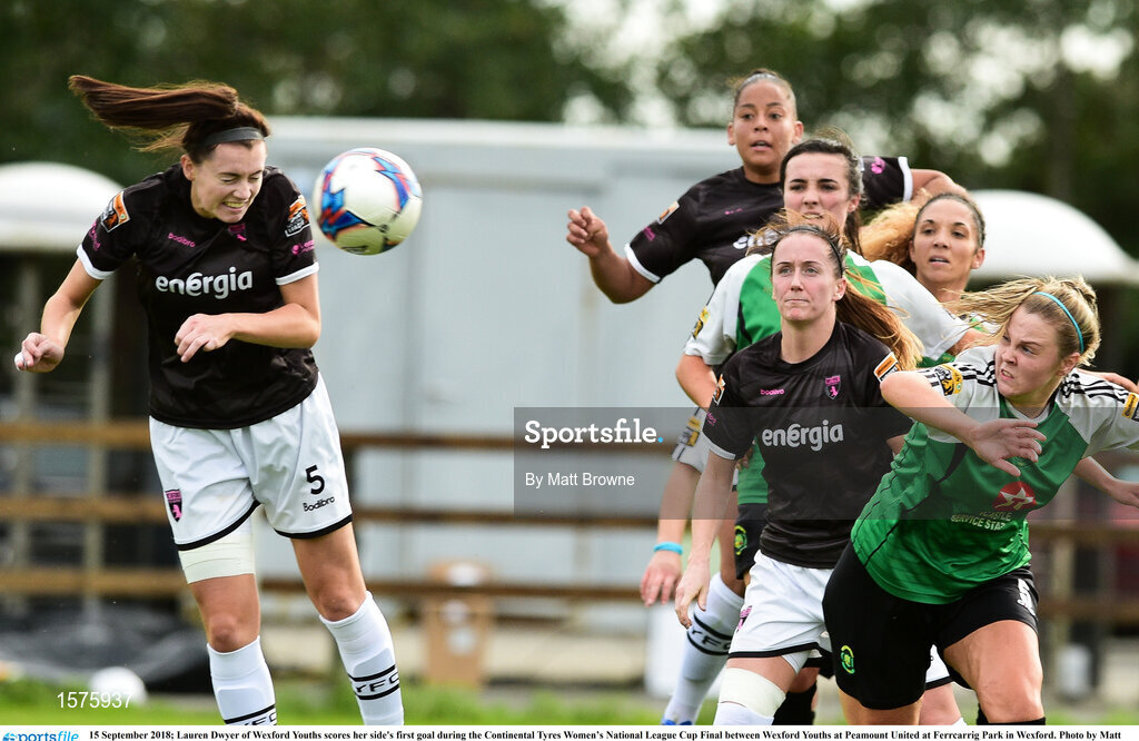 15 September 2018; Lauren Dwyer of Wexford Youths scores her side's first goal during the Continental Tyres Women’s National League Cup Final between Wexford Youths at Peamount United at Ferrcarrig Park in Wexford. Photo by Matt Browne/Sportsfile