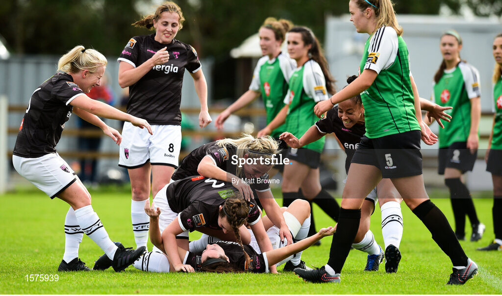 15 September 2018; Lauren Dwyer of Wexford Youths is congratulated by her team-mates after scoring her side's first goal during the Continental Tyres Women’s National League Cup Final between Wexford Youths at Peamount United at Ferrcarrig Park in Wexford. Photo by Matt Browne/Sportsfile