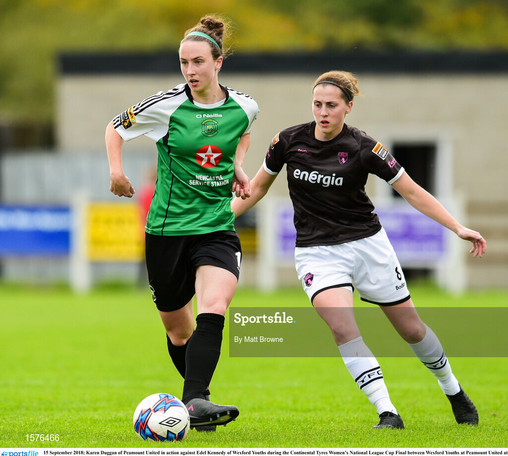 15 September 2018; Karen Duggan of Peamount United in action against Edel Kennedy of Wexford Youths during the Continental Tyres Women’s National League Cup Final between Wexford Youths at Peamount United at Ferrcarrig Park in Wexford. Photo by Matt Browne/Sportsfile