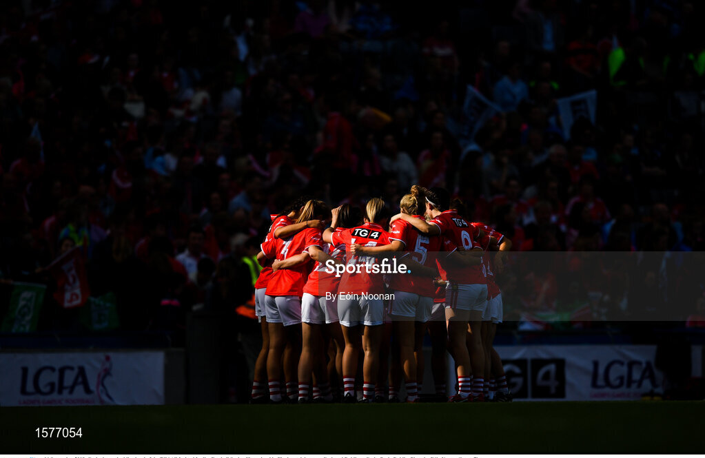 16 September 2018; Cork players huddle ahead of the TG4 All-Ireland Ladies Football Senior Championship Final match between Cork and Dublin at Croke Park, Dublin. Photo by Eóin Noonan/Sportsfile