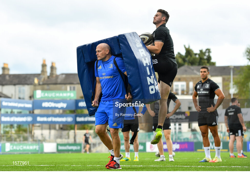 17 September 2018; Backs coach Felipe Contepomi and Jack Kelly during Leinster Rugby squad training at Energia Park in Donnybrook, Dublin. Photo by Ramsey Cardy/Sportsfile