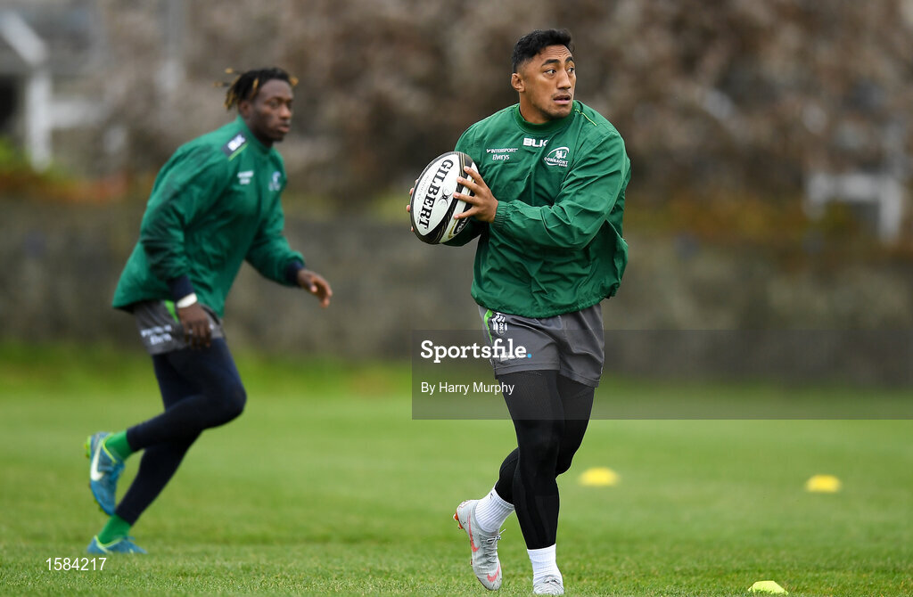 2 October 2018; Bundee Aki during Connacht Rugby squad training at the Sportsground in Galway. Photo by Harry Murphy/Sportsfile
