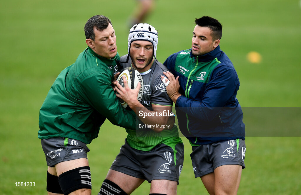 2 October 2018; James Connolly, centre, Robin Copeland, left, and Cian Kelleher during Connacht Rugby squad training at the Sportsground in Galway. Photo by Harry Murphy/Sportsfile