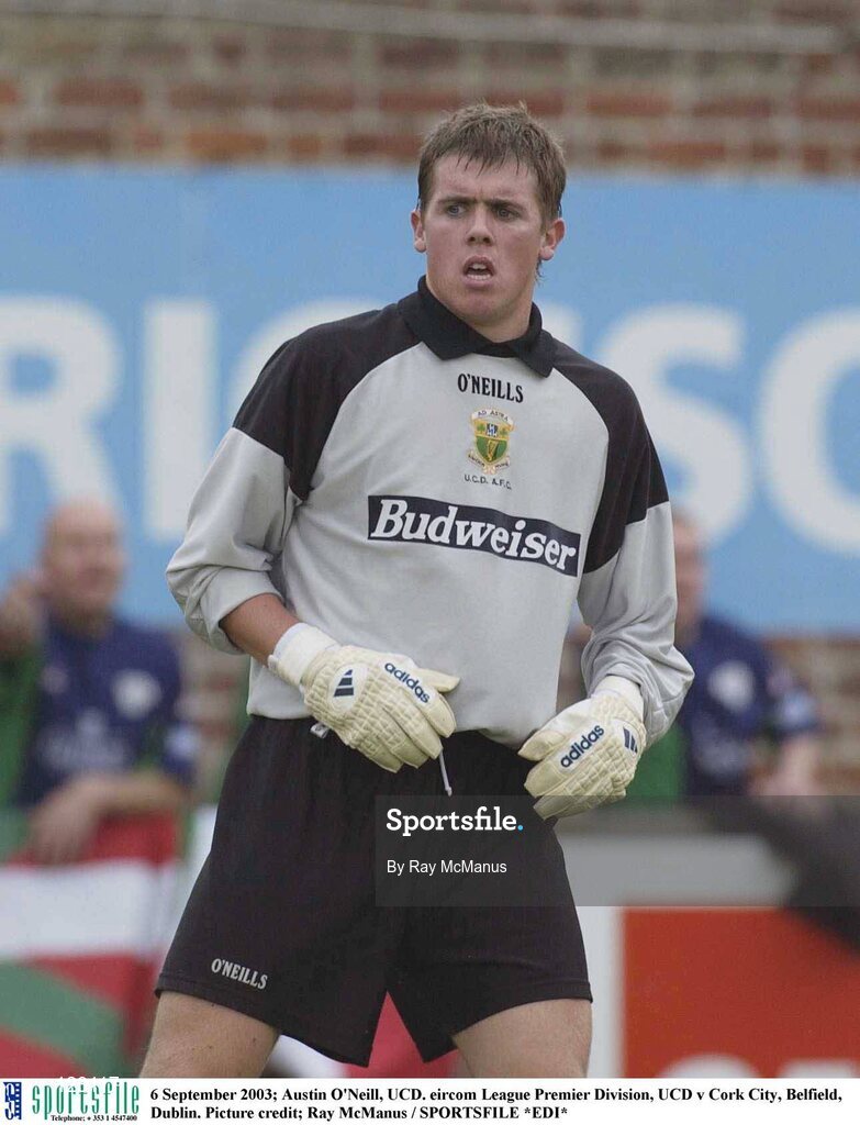 6 September 2003; Austin O'Neill, UCD. eircom League Premier Division, UCD v Cork City, Belfield, Dublin. Picture credit; Ray McManus / SPORTSFILE *EDI*