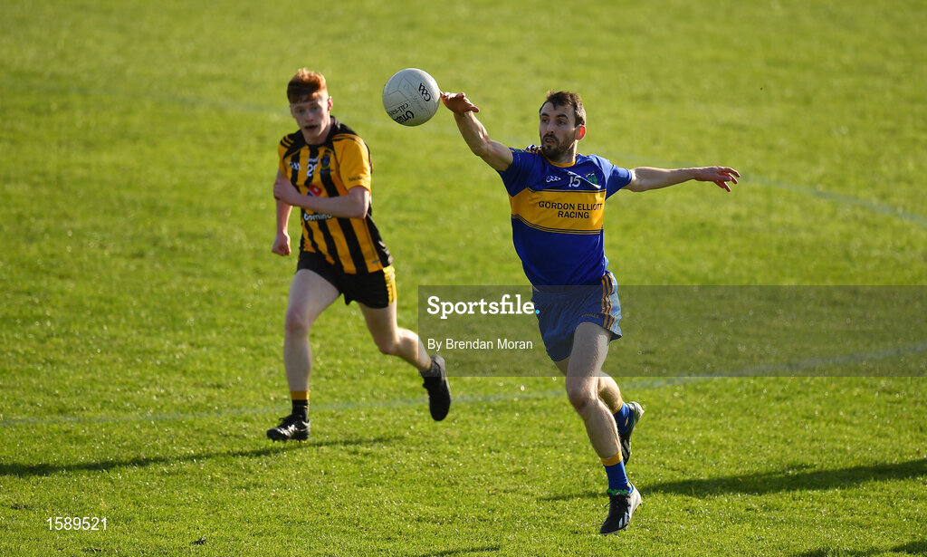 14 October 2018; Davy Dalton of Summerhill in action against Cian O'Dwyer of St Peter's Dunboyne during the Meath County Senior Club Football Championship Final match between St Peter's Dunboyne and Summerhill at Páirc Tailteann in Navan, Meath. Photo by Brendan Moran/Sportsfile