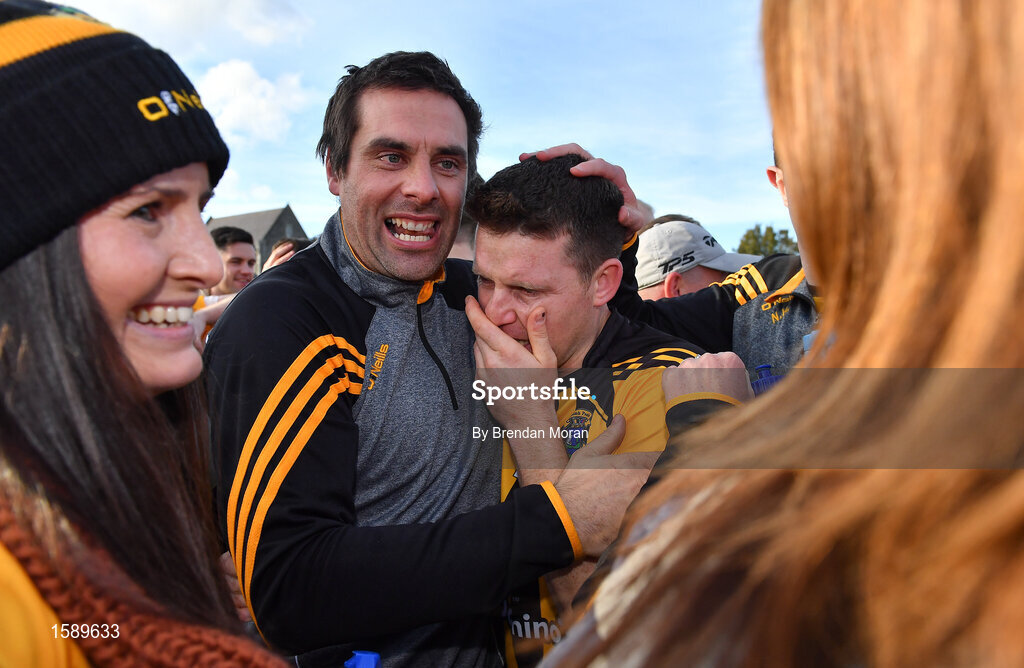 14 October 2018; Steven Moran of St Peter's Dunboyne celebrates with family after the Meath County Senior Club Football Championship Final match between St Peter's Dunboyne and Summerhill at Páirc Tailteann in Navan, Meath. Photo by Brendan Moran/Sportsfile