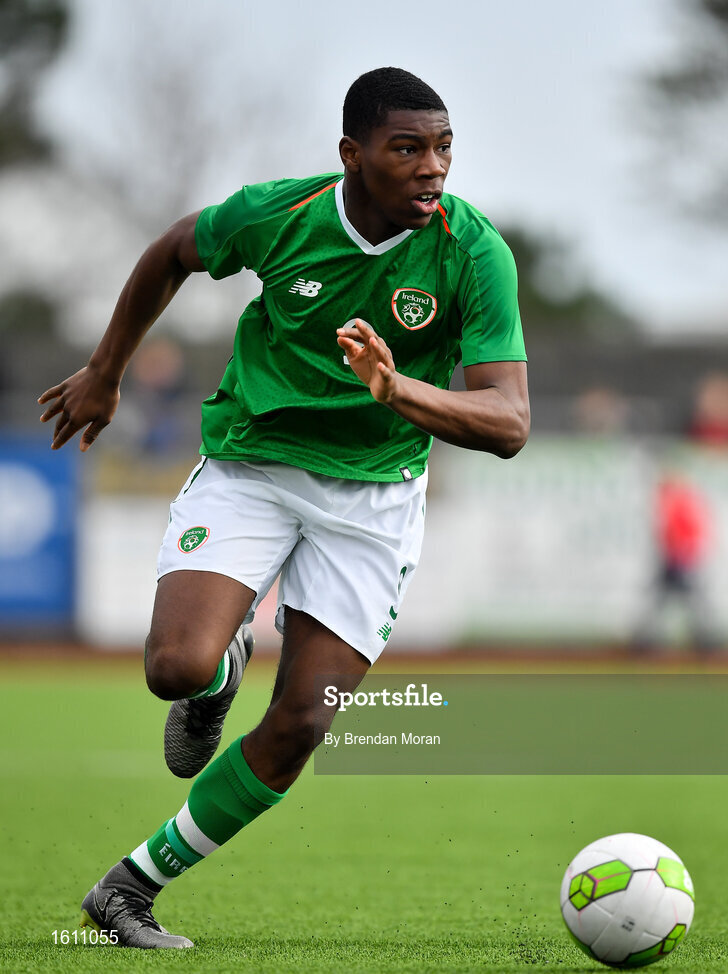 16 November 2018; Sinclair Armstrong of Republic of Ireland during the U16 Victory Shield match between Republic of Ireland and Scotland at Mounthawk Park in Tralee, Kerry. Photo by Brendan Moran/Sportsfile