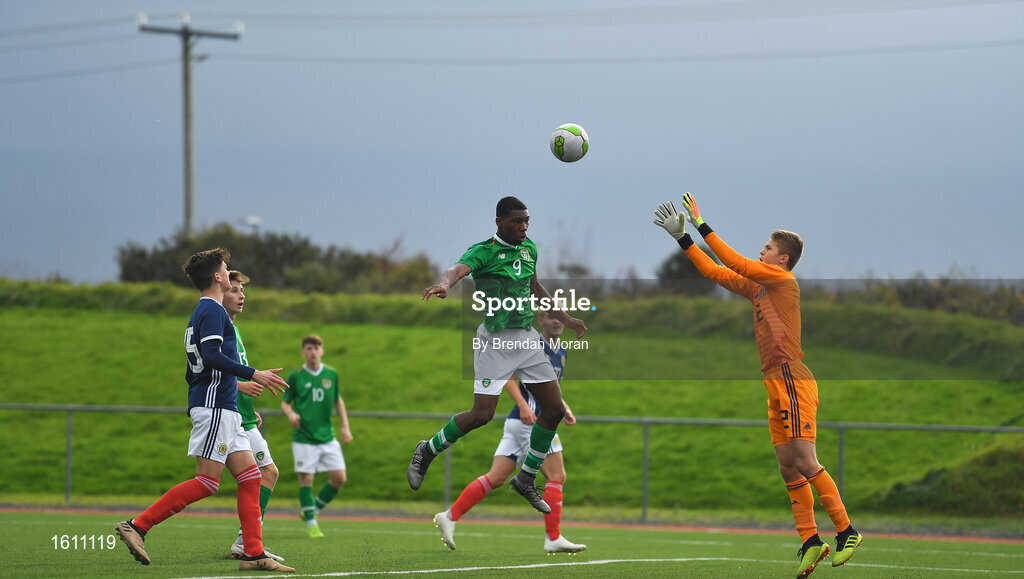 16 November 2018; Sinclair Armstrong of Republic of Ireland contests a cross with Scotland goalkeeper Jay Hogarth during the U16 Victory Shield match between Republic of Ireland and Scotland at Mounthawk Park in Tralee, Kerry. Photo by Brendan Moran/Sportsfile