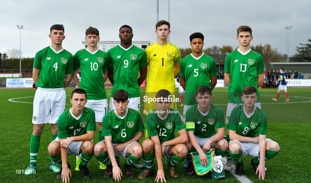 16 November 2018; The Republic of Ireland team prior to the U16 Victory Shield match between Republic of Ireland and Scotland at Mounthawk Park in Tralee, Kerry. Photo by Brendan Moran/Sportsfile