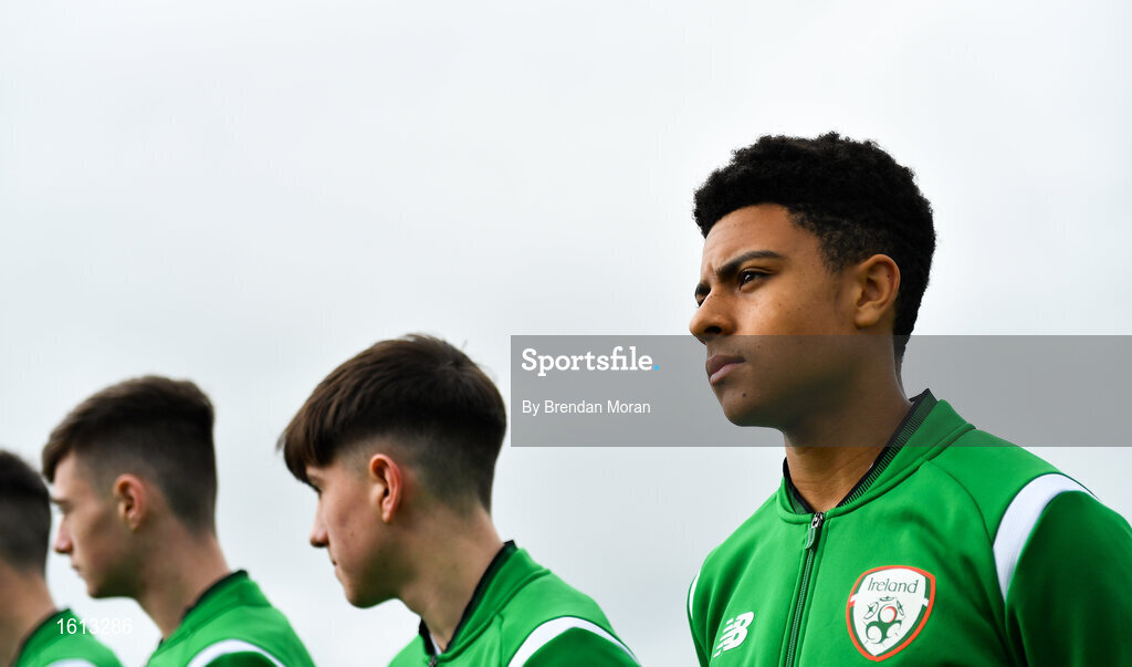 16 November 2018; CJ Egan-Reilly of Republic of Ireland, right, prior to the U16 Victory Shield match between Republic of Ireland and Scotland at Mounthawk Park in Tralee, Kerry. Photo by Brendan Moran/Sportsfile