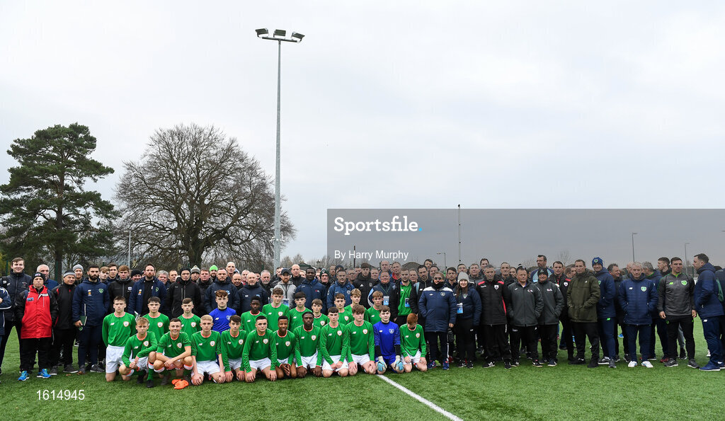 24 November 2018; UCD U15 players pose for a photograph with attendees during the 2018 FAI Coach Education Conference at IT Carlow, in Carlow. Photo by Harry Murphy/Sportsfile