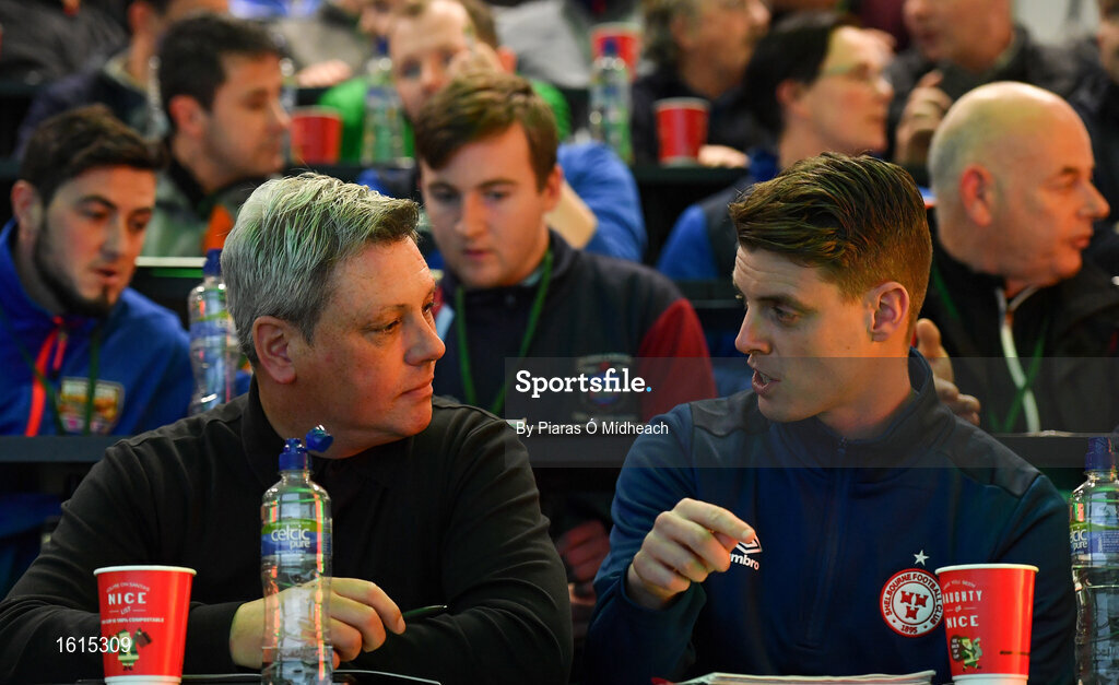 24 November 2018; Bohemians manager Keith Long, left, and Shelbourne manager Ian Morris speaking during the 2018 FAI Coach Education Conference at IT Carlow in Carlow. Photo by Piaras Ó Mídheach/Sportsfile