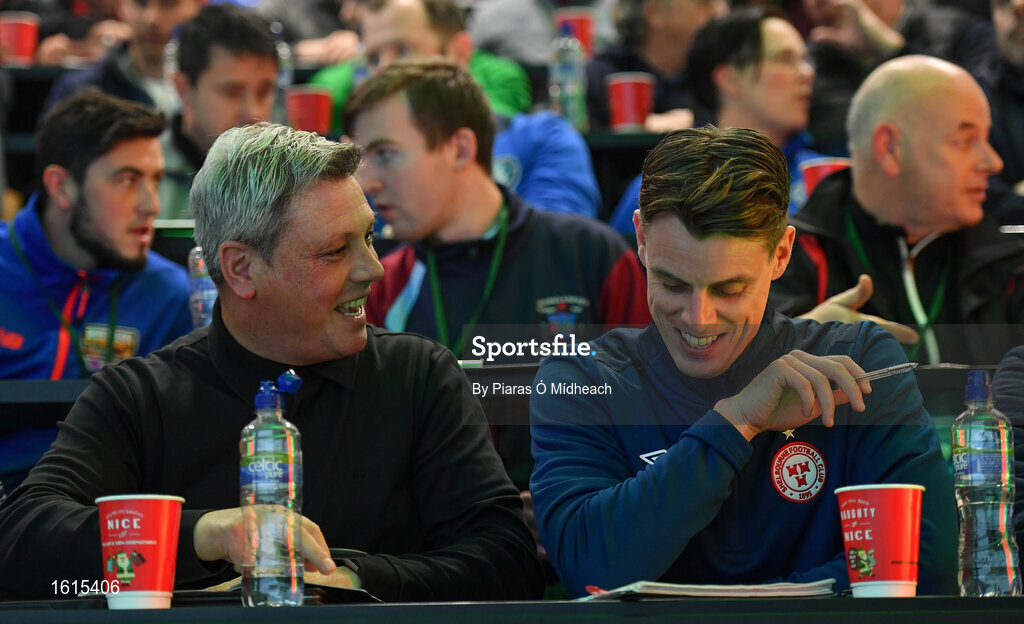 24 November 2018; Bohemians manager Keith Long, left, and Shelbourne manager Ian Morris speaking during the 2018 FAI Coach Education Conference at IT Carlow in Carlow. Photo by Piaras Ó Mídheach/Sportsfile