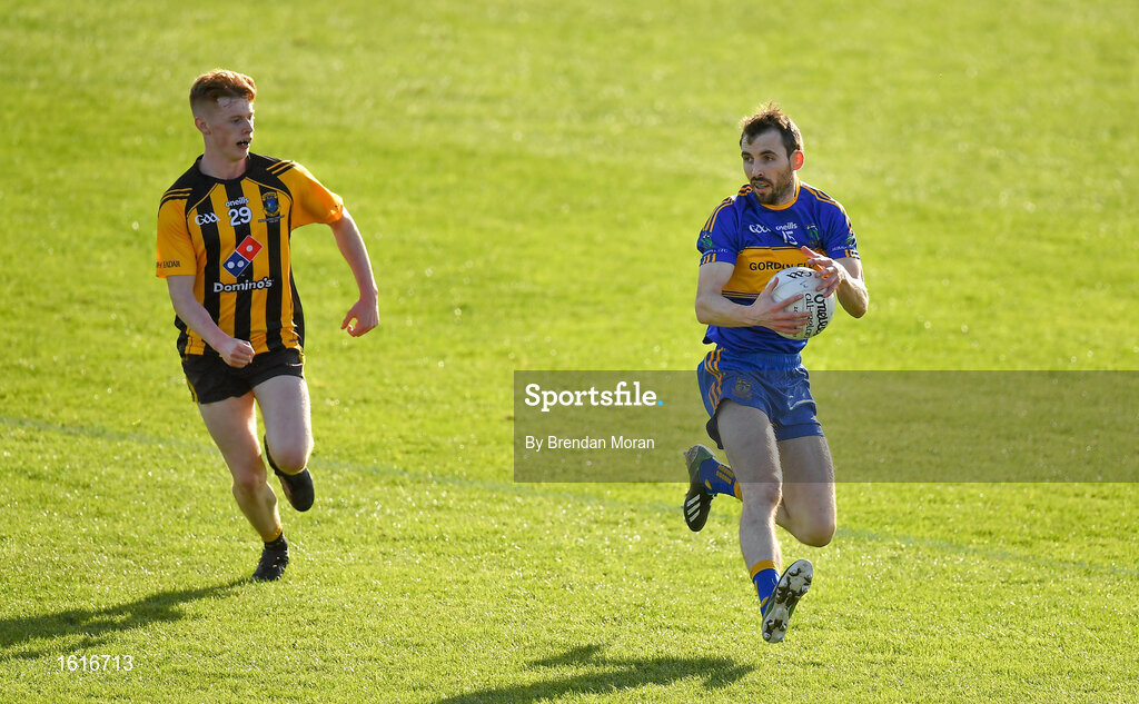 14 October 2018; Davy Dalton of Summerhill in action against Cian O’Dwyer of St Peter's Dunboyne during the Meath County Senior Club Football Championship Final match between St Peter's Dunboyne and Summerhill at Páirc Tailteann in Navan, Meath. Photo by Brendan Moran/Sportsfile
