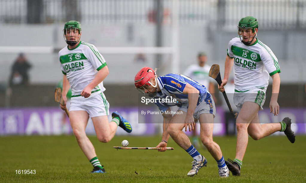 2 December 2018; Niall McMorrow of Ballyboden St Enda's in action against Evan Shefflin, left, and Eoin Cody of Ballyhale Shamrocks during the AIB Leinster GAA Hurling Senior Club Championship Final match Ballyboden St Enda's and Ballyhale Shamrocks at Netwatch Cullen Park in Carlow. Photo by Piaras Ó Mídheach/Sportsfile
