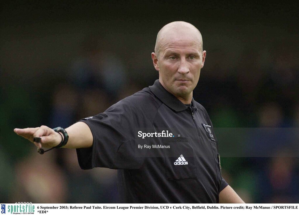 6 September 2003; Referee Paul Tuite. Eircom League Premier Division, UCD v Cork City, Belfield, Dublin. Picture credit; Ray McManus / SPORTSFILE *EDI*