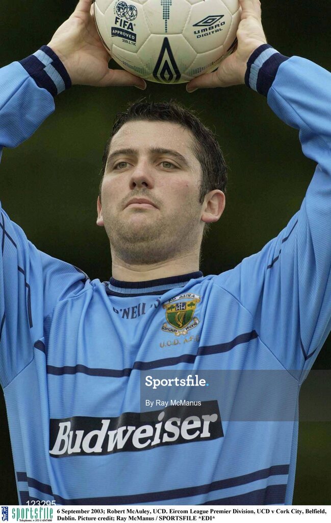 6 September 2003; Robert McAuley, UCD. Eircom League Premier Division, UCD v Cork City, Belfield, Dublin. Picture credit; Ray McManus / SPORTSFILE *EDI*