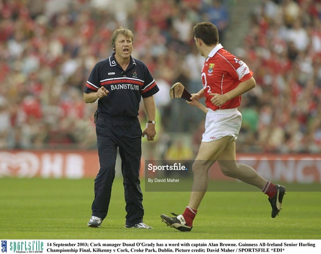 14 September 2003; Cork manager Donal O'Grady has a word with captain Alan Browne. Guinness All-Ireland Senior Hurling Championship Final, Kilkenny v Cork, Croke Park, Dublin. Picture credit; David Maher / SPORTSFILE *EDI*