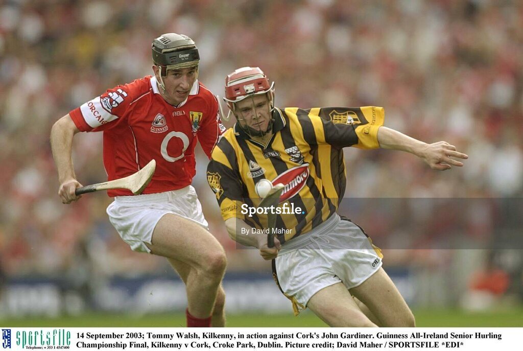 14 September 2003; Tommy Walsh, Kilkenny, in action against Cork's John Gardiner. Guinness All-Ireland Senior Hurling Championship Final, Kilkenny v Cork, Croke Park, Dublin. Picture credit; David Maher / SPORTSFILE *EDI*