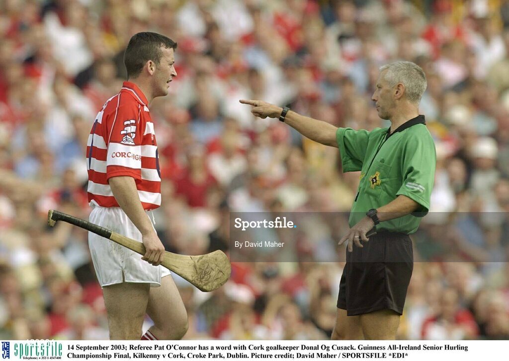 14 September 2003; Referee Pat O'Connor has a word with Cork goalkeeper Donal Og Cusack. Guinness All-Ireland Senior Hurling Championship Final, Kilkenny v Cork, Croke Park, Dublin. Picture credit; David Maher / SPORTSFILE *EDI*