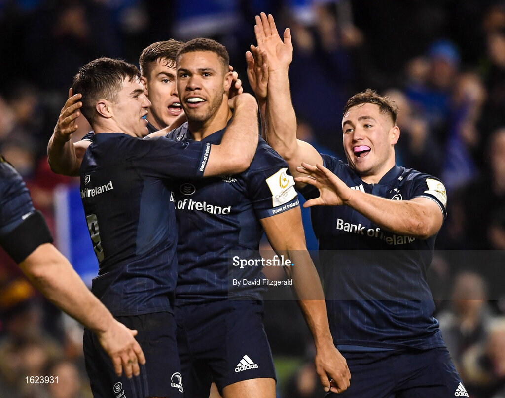 15 December 2018; Adam Byrne of Leinster, centre, is congratulated by team-mates after scoring his side's fourth try during the Heineken Champions Cup Pool 1 Round 4 match between Leinster and Bath at the Aviva Stadium in Dublin. Photo by David Fitzgerald/Sportsfile
