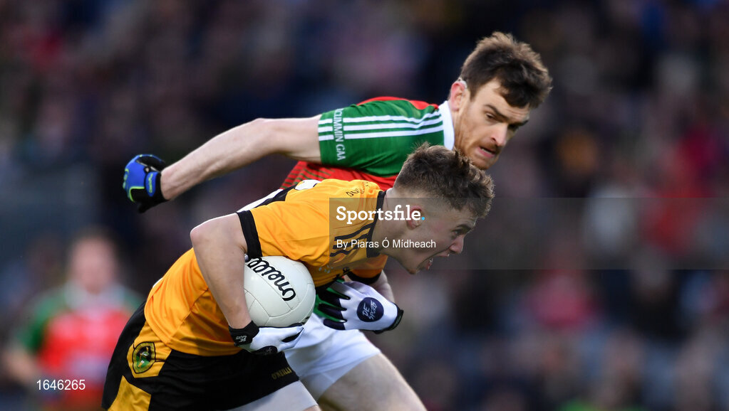 9 February 2019; Eoin Nagle of Naomh Éanna in action against Donal Maher of Kilcummin during the AIB GAA Football All-Ireland Intermediate Championship Final match between Kilcummin and Naomh Éanna at Croke Park in Dublin. Photo by Piaras Ó Mídheach/Sportsfile