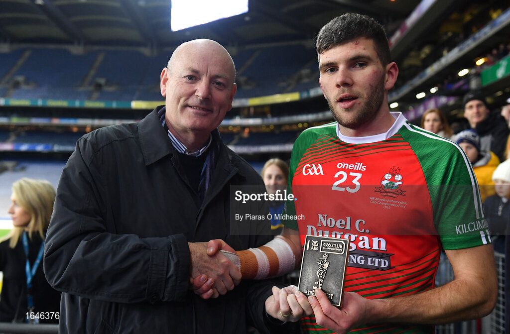9 February 2019; Denis O’Callaghan, Head of Retail Banking, presents Kevin McCarthy of Kilcummin with the Man of the Match award for his outstanding performance in the AIB GAA All-Ireland Intermediate Football Club Championship Final match between Kilcummin and Naomh Éanna at Croke Park in Dublin on Saturday, February 9th. For exclusive content and behind the scenes action follow AIB GAA on Facebook, Twitter, Instagram, Snapchat and on www.aib.ie/gaa. Photo by Piaras Ó Mídheach/Sportsfile