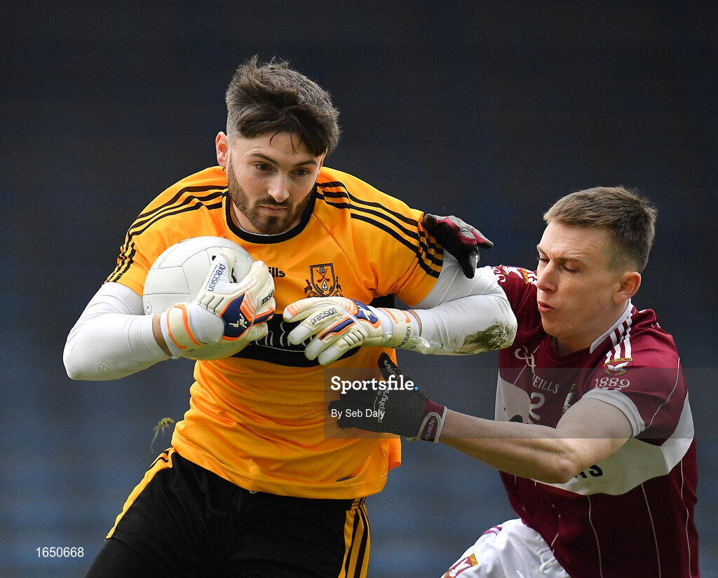 16 February 2019; Shane Murphy of Dr Crokes in action against m12 during the AIB GAA Football All-Ireland Senior Club Championship Semi-Final match between Mullinalaghta St Columba’s and Dr Crokes at Semple Stadium in Thurles, Tipperary. Photo by Seb Daly/Sportsfile