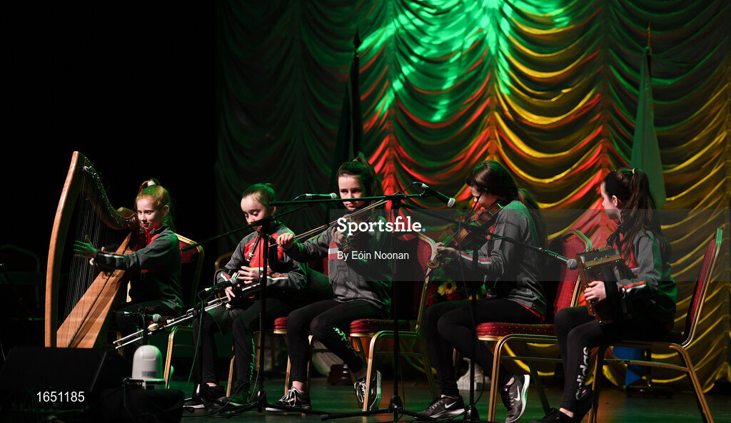 16 February 2019; Ulster team from Madden Raparees, Armagh, Cadhla Tohill, Eimear McGeary, Róise McGeary, Ríoghnach McKinney and Danu McKinney competing in the Ceol Uirlise catagory during the Cream of The Crop at Scór na nÓg All Ireland Finals at St Gerards De La Salle Secondary School in Castlebar, Co Mayo. Photo by Eóin Noonan/Sportsfile
