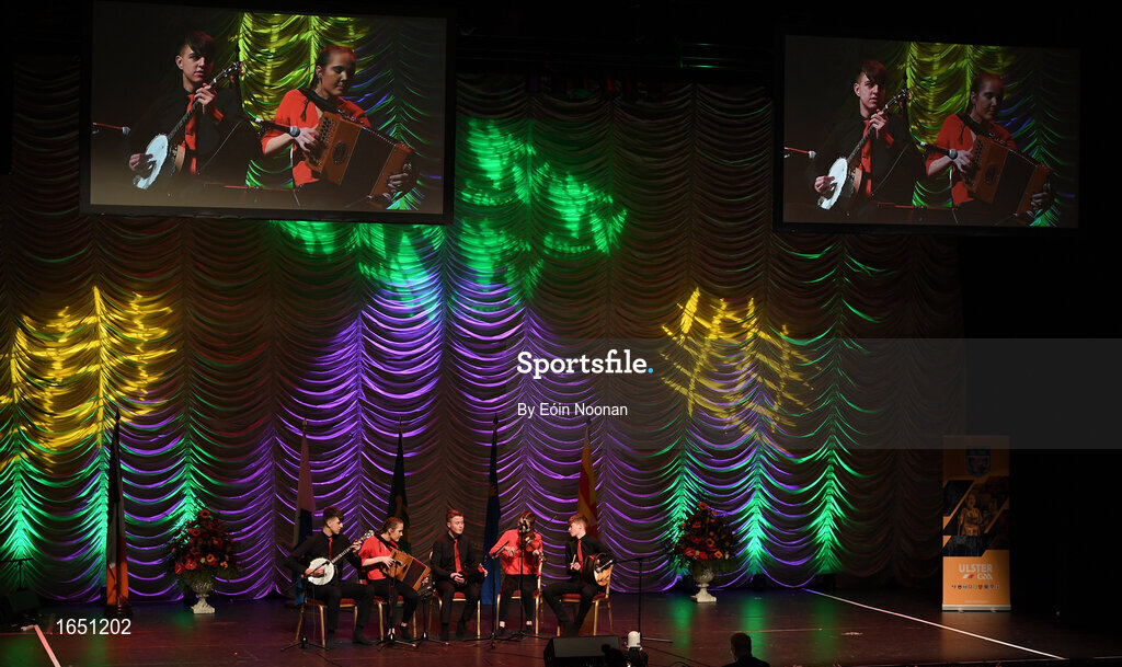 16 February 2019; Connacht team from Corofin, Galway, Caoimhe Kelly, Patrick Egan, Ryan Buckley, Eimhín Mulligan and Katie Harte competing in the Ceol Uirlise catagory during the Cream of The Crop at Scór na nÓg All Ireland Finals at St Gerards De La Salle Secondary School in Castlebar, Co Mayo. Photo by Eóin Noonan/Sportsfile