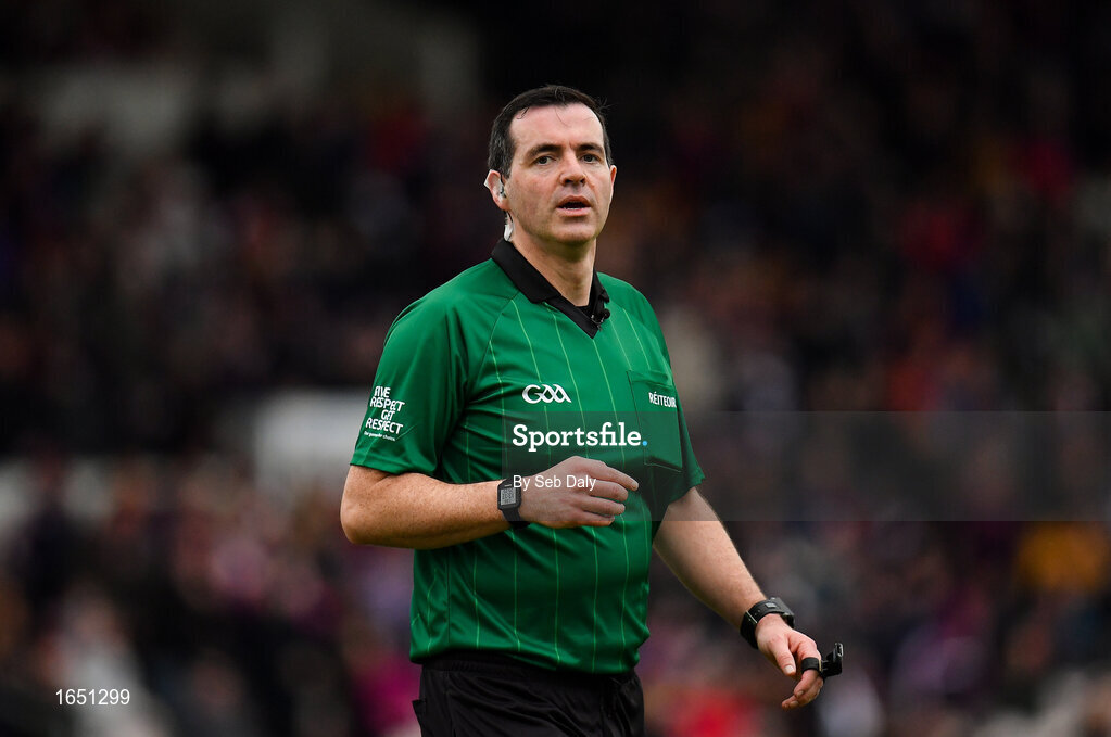 16 February 2019; Referee Seán Hurson during the AIB GAA Football All-Ireland Senior Club Championship Semi-Final match between Mullinalaghta St Columba’s and Dr Crokes at Semple Stadium in Thurles, Tipperary. Photo by Seb Daly/Sportsfile
