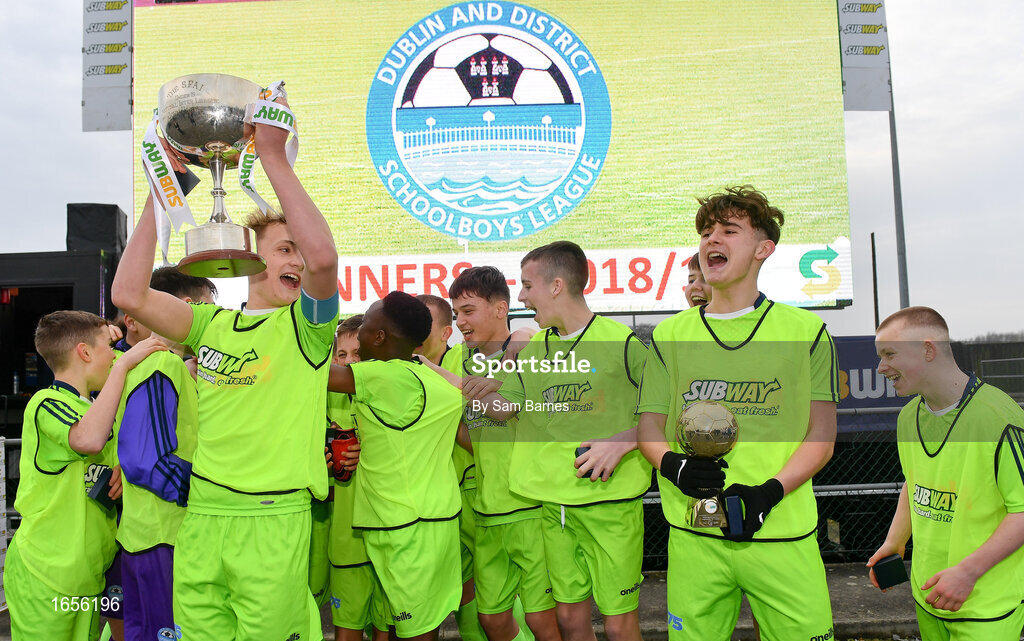 24 February 2019; The DDSL team celebrate with the cup following the U15 SFAI SUBWAY Championship Final match between DDSL and Waterford SL at Mullingar Athletic FC in Gainestown, Mullingar, Co. Westmeath. Photo by Sam Barnes/Sportsfile