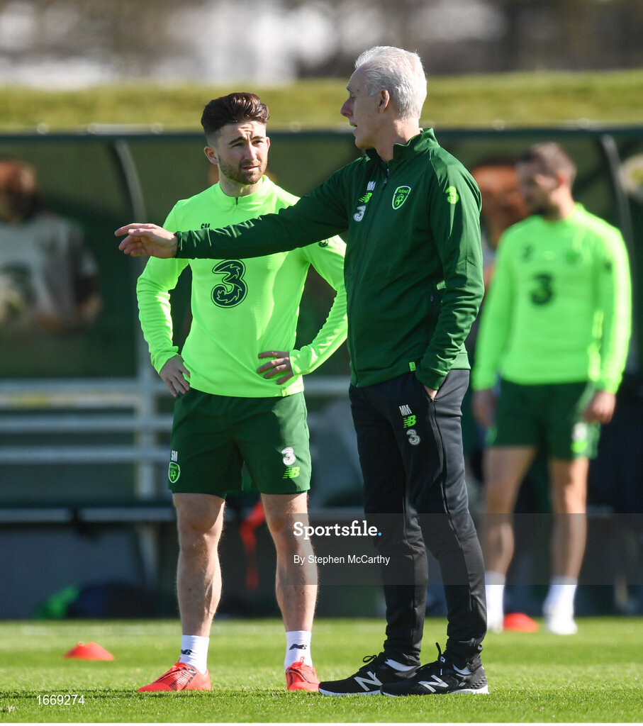 20 March 2019; Republic of Ireland manager Mick McCarthy and Sean Maguire during a training session at the FAI National Training Centre in Abbotstown, Dublin. Photo by Stephen McCarthy/Sportsfile