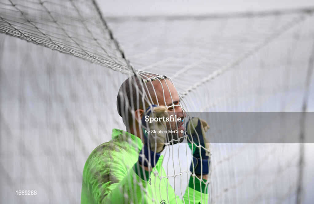 20 March 2019; Darren Randolph during a Republic of Ireland training session at the FAI National Training Centre in Abbotstown, Dublin. Photo by Stephen McCarthy/Sportsfile