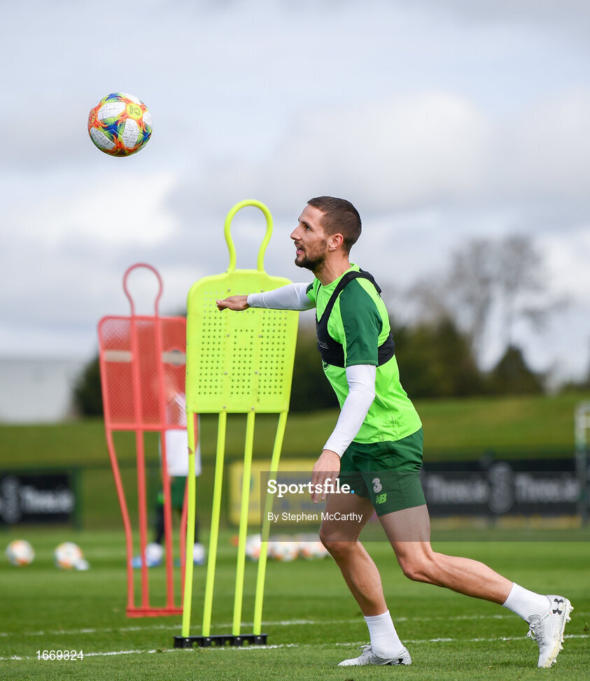 20 March 2019; Conor Hourihane during a Republic of Ireland training session at the FAI National Training Centre in Abbotstown, Dublin. Photo by Stephen McCarthy/Sportsfile