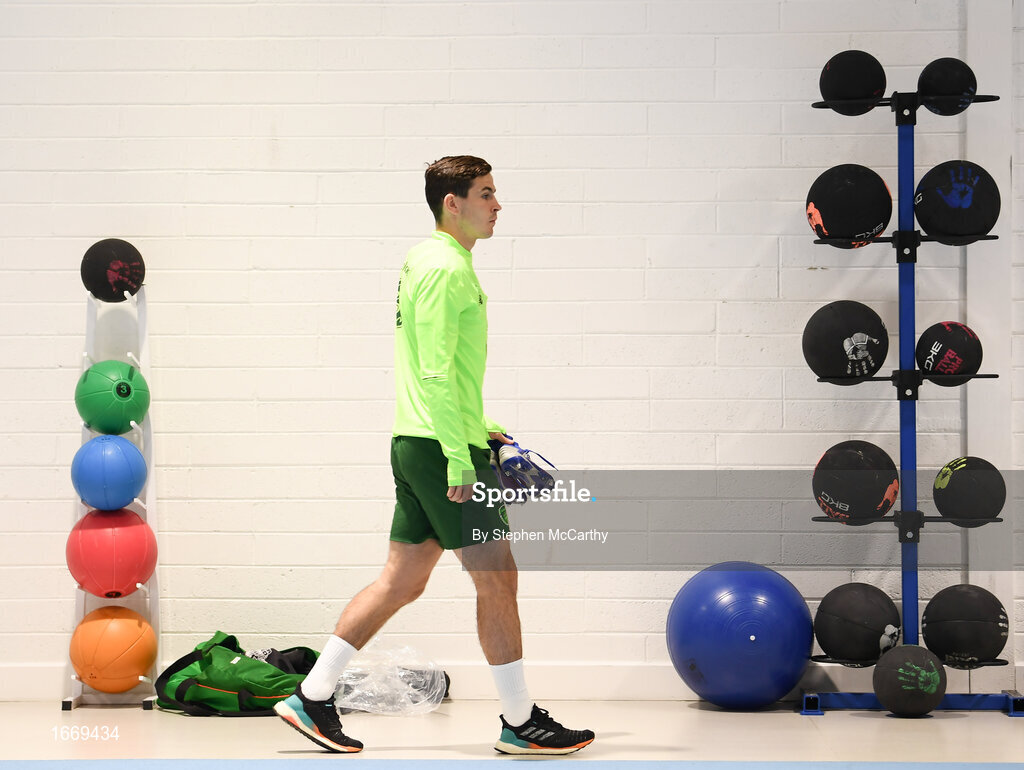 20 March 2019; Josh Cullen makes his way to a Republic of Ireland training session at the FAI National Training Centre in Abbotstown, Dublin. Photo by Stephen McCarthy/Sportsfile