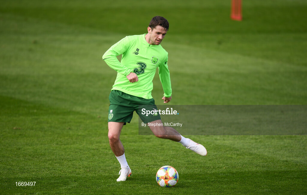 20 March 2019; Robbie Brady during a Republic of Ireland training session at the FAI National Training Centre in Abbotstown, Dublin. Photo by Stephen McCarthy/Sportsfile