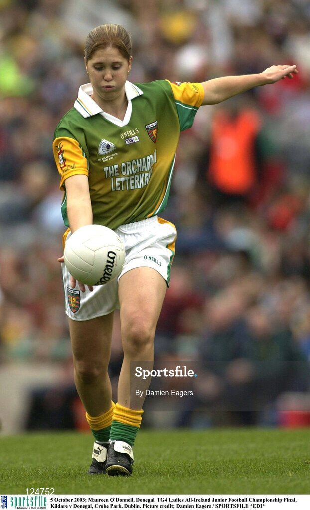 5 October 2003; Maureen O'Donnell, Donegal. TG4 Ladies All-Ireland Junior Football Championship Final, Kildare v Donegal, Croke Park, Dublin. Picture credit; Damien Eagers / SPORTSFILE *EDI*
