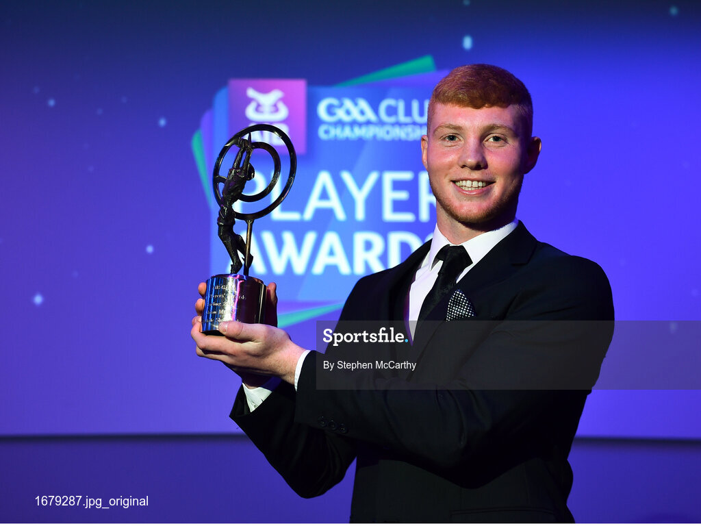*** EDITORS NOTE - EMBARGOED UNTIL SATURDAY 6 APRIL AT 23:30 ***

6 April 2019; Adrian Mullen of Ballyhale Shamrocks with his AIB GAA Club Hurler of the Year Award at the AIB GAA Club Player 2018/19 Awards at Croke Park in Dublin. Photo by Stephen McCarthy/Sportsfile
