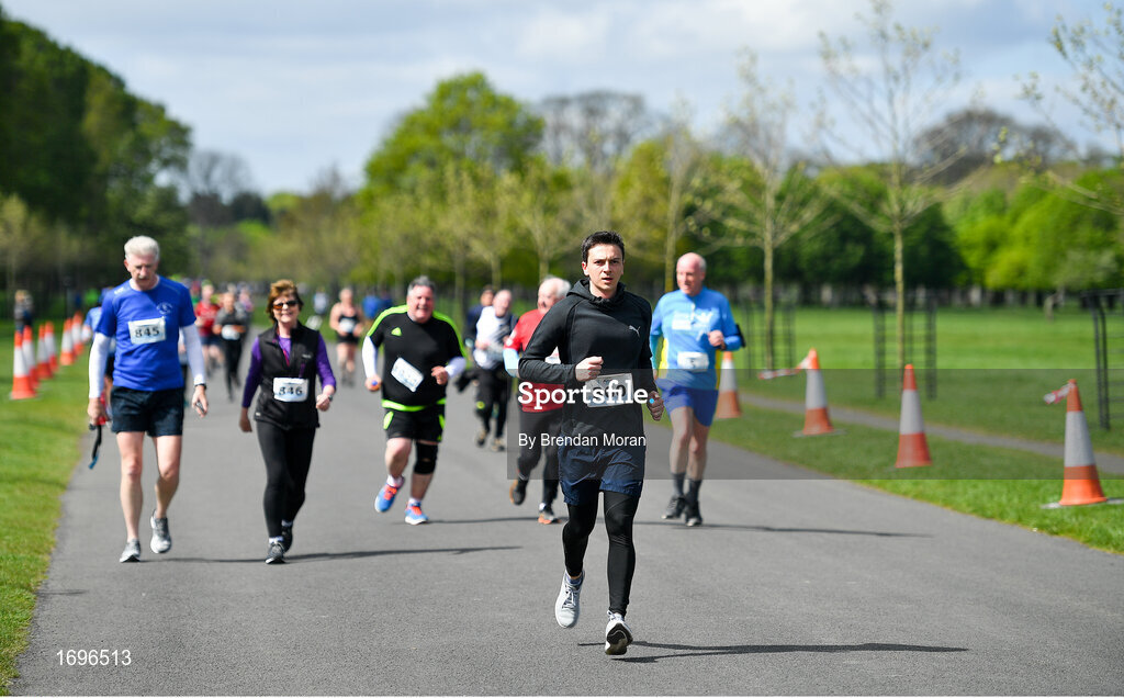 4 May 2019; Participants competing at the Irish Runner 5k in conjunction with the AAI National 5k Championships, Phoenix Park in Dublin. Photo by Brendan Moran/Sportsfile