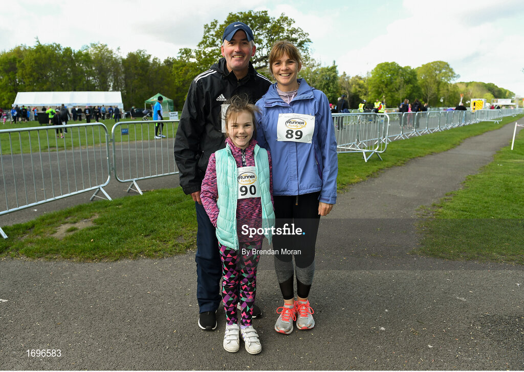 4 May 2019; Participants in the Family Mile at the Irish Runner 5k in conjunction with the AAI National 5k Championships, Phoenix Park in Dublin. Photo by Brendan Moran/Sportsfile
