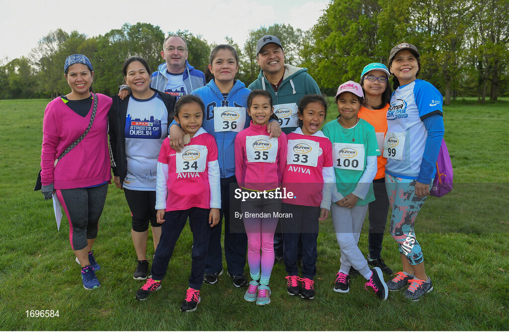 4 May 2019; Participants in the Family Mile at the Irish Runner 5k in conjunction with the AAI National 5k Championships, Phoenix Park in Dublin. Photo by Brendan Moran/Sportsfile